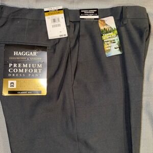 Haggar Premium Comfort Dress Pants Mens 34W x 30L Classic Fit Wrinkle Free